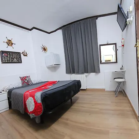 Hostal Loyola Madrid Exterior photo